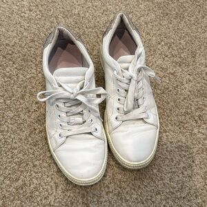 Designer white sneaker